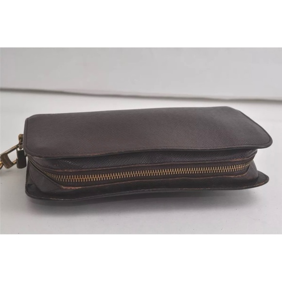 Louis Vuitton Taiga Baikal Clutch Bag Brown LV Low-key Luxery Unisex Wristlet - Picture 5 of 16